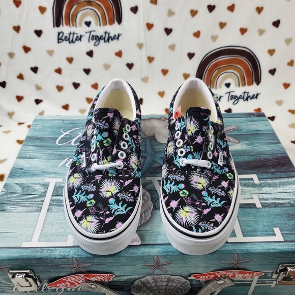 Vans Paradise Floral 💐🌹🌸 ERA - Picture 10 of 13
